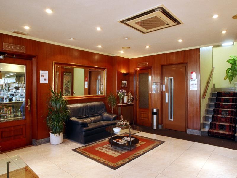 Hotel Los Angeles Guarnizo Dalaman gambar